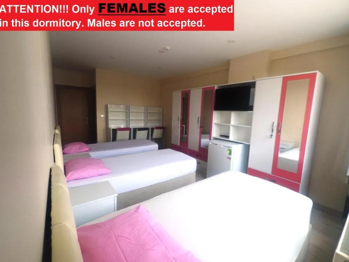 !Only Females! Bakirkoy Ladies Dormitory Κωνσταντινούπολη 0*,
