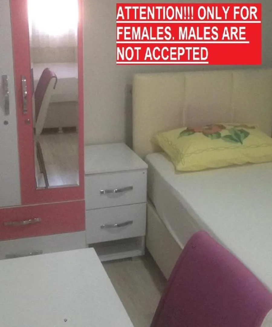 Ξενοδοχείο !Only Females! Bakirkoy Ladies Dormitory Κωνσταντινούπολη